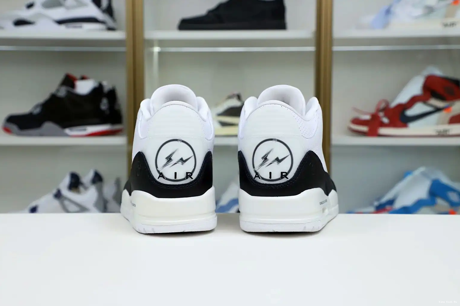 DESIGN JORDAN Kimikick FRAGMENT 'WHITE' X RETRO SP AIR 3 0521